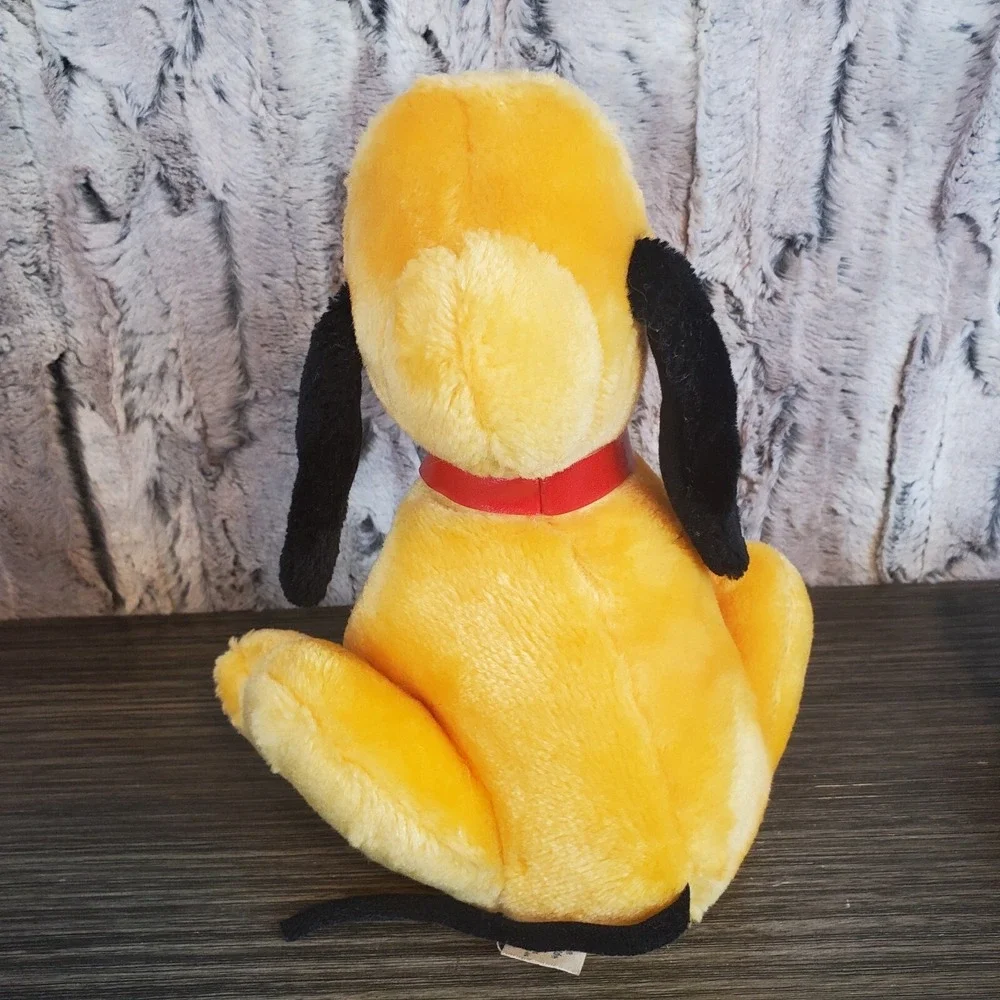 DISNEY Plush Disneyland PLUTO 10